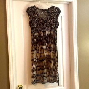 Brown pattern dress size M
